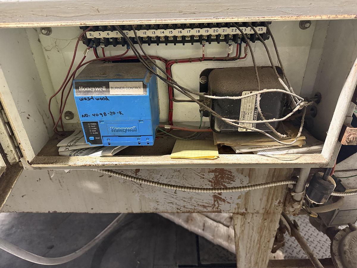 Used Bauer 322 1,000 lb/Hr Dry Nut Roaster