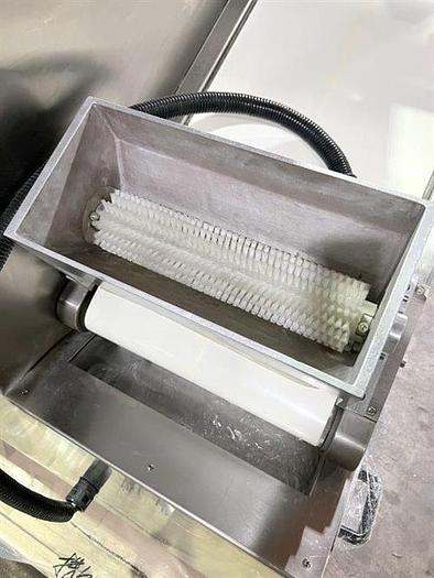 Used Loynds 300 mm Wide Rolling & Scoring Line for Chiclets