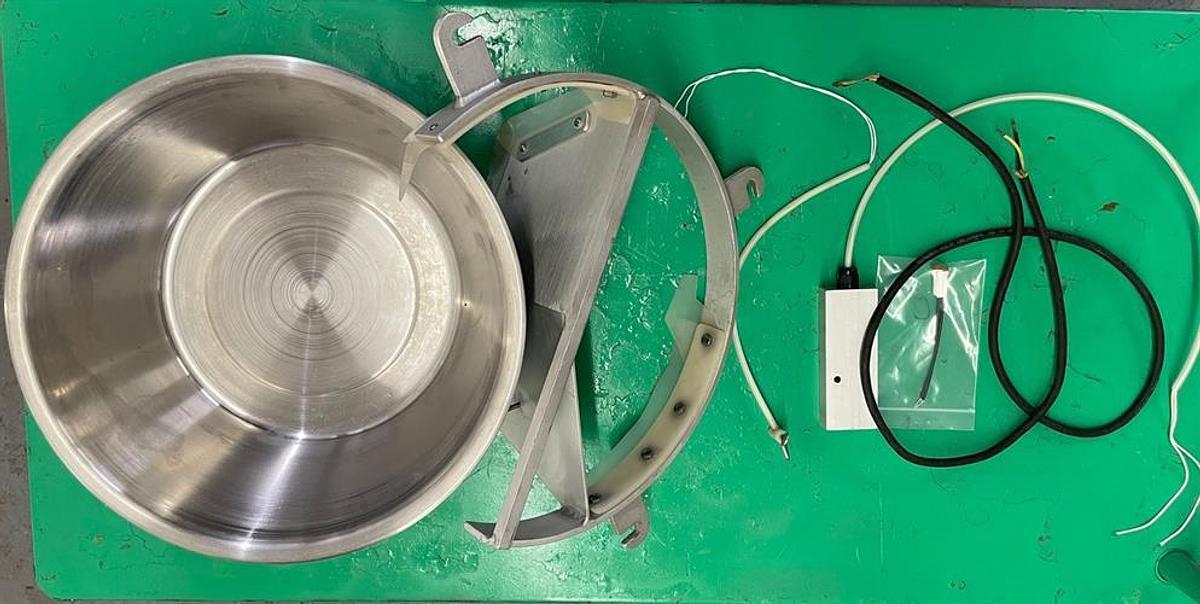 Used Hilliard 80lb/day Tempering Melter