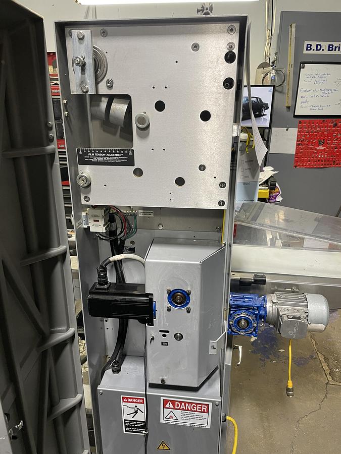 Used Bosch Stratus Horizontal Flow Wrapper