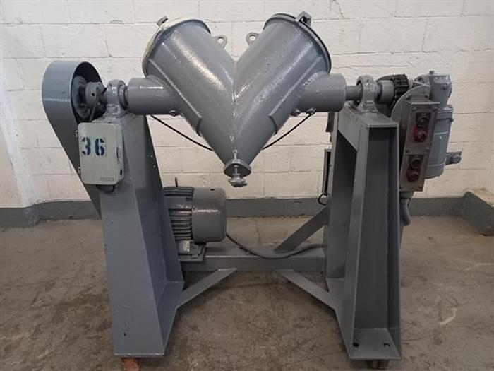 Used 48 liter Stainless Steel V blender