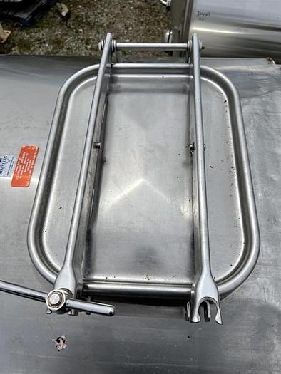 Used Silver State Stainless Brew Tank, 30 Barrel Mash Tun Cap1800 Gallon SS Mix Tank