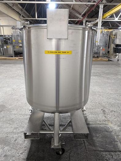 Used Custom Metalcraft model 4A5341600 75 gallon stainless steel tank