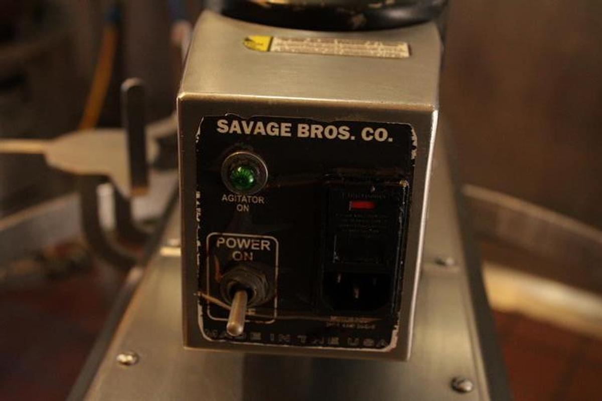 Used Savage 20 Stove with Portable Agitator