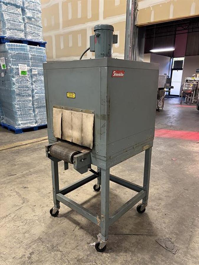 Used Shanklin Model T-6XLC Shrink Tunnel