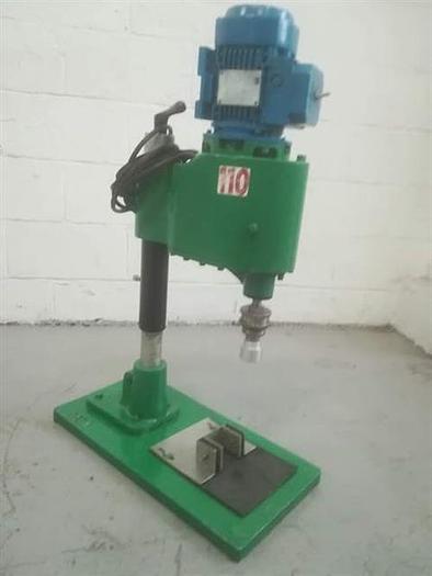 Used Poliingenieros semi-automatic capper
