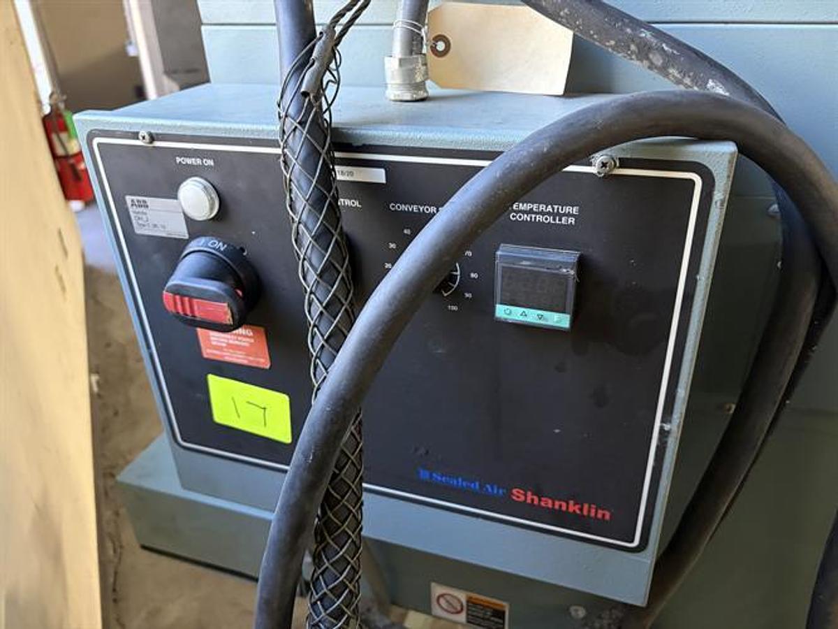 Used Shanklin Model T6H Shrink Tunnel