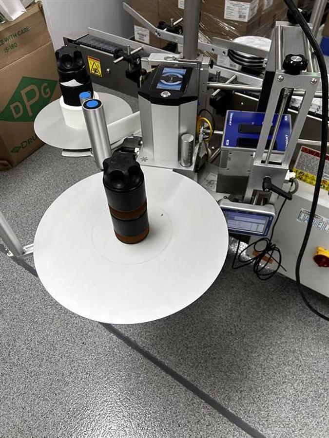 Usado AutoMate Model LW-40 Label-Vantage Pressure Sensitive Wraparound Labeler