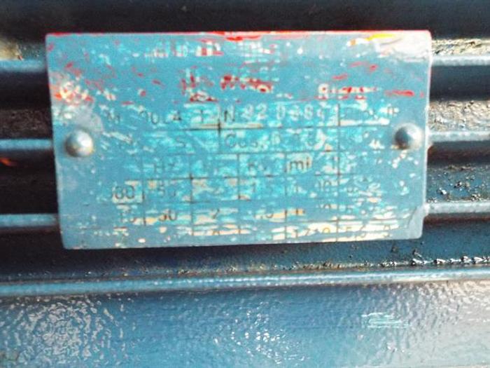 Used 2,000 Liter Carbon Steel Mixing Tank