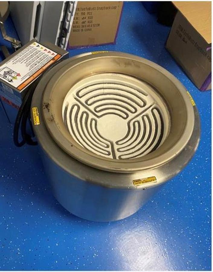 Used Savage Model 0101 Electric Stove