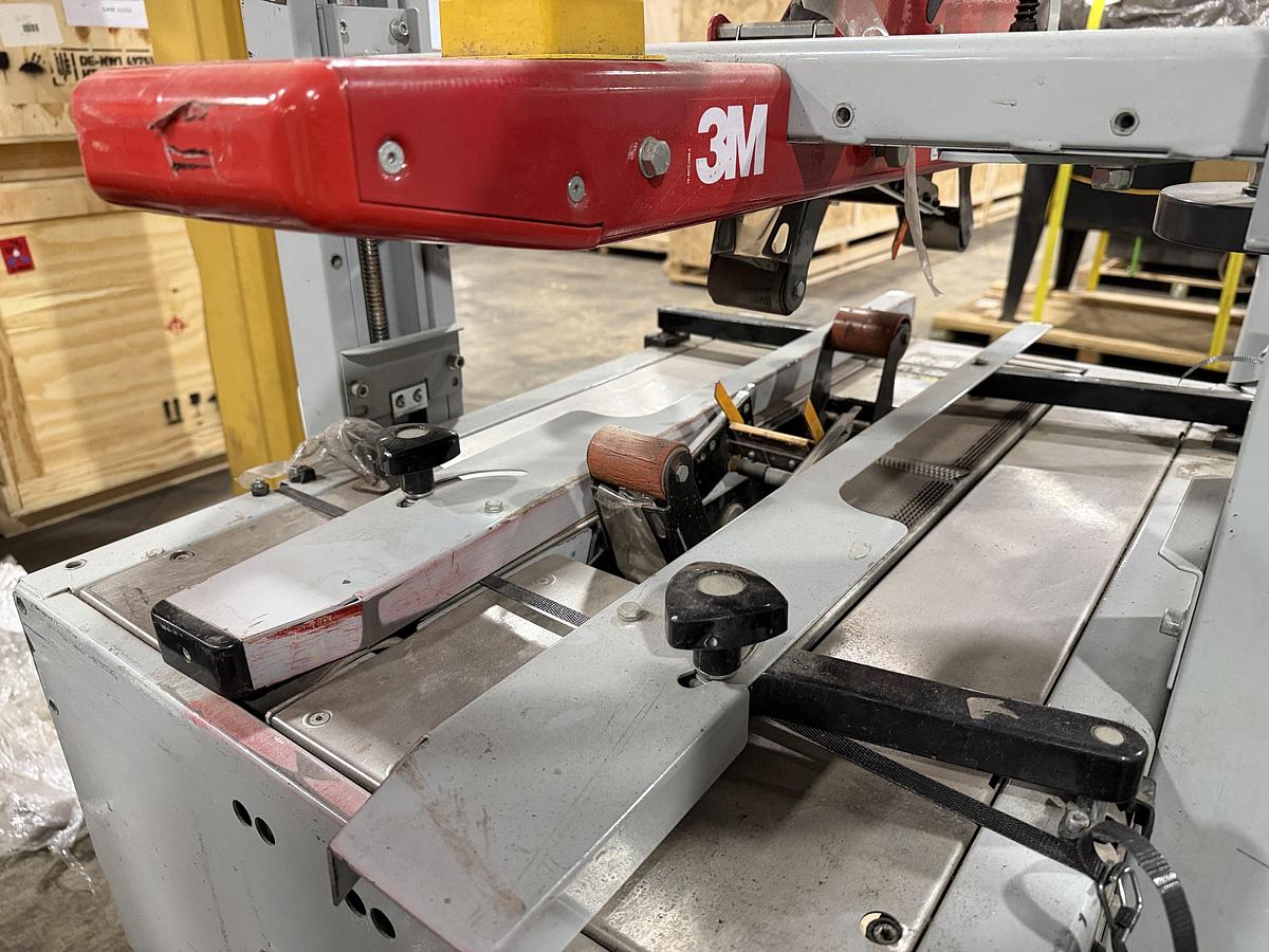 Used 3M Model 200A Top & Bottom Adjustable Case Taper