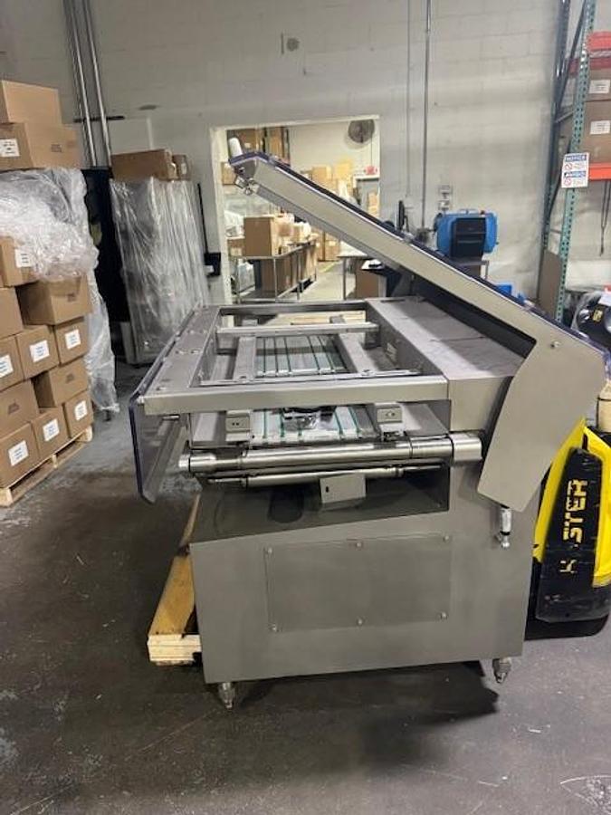 Used Knobel Model VT1500 Vibrating Table
