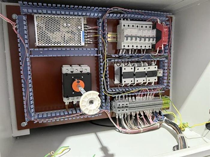 Used Loynds 300 mm Wide Rolling & Scoring Line for Chiclets