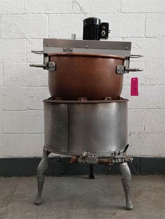 Used Savage #20 Gas Stove with Copper Kettle and Portable Agitator