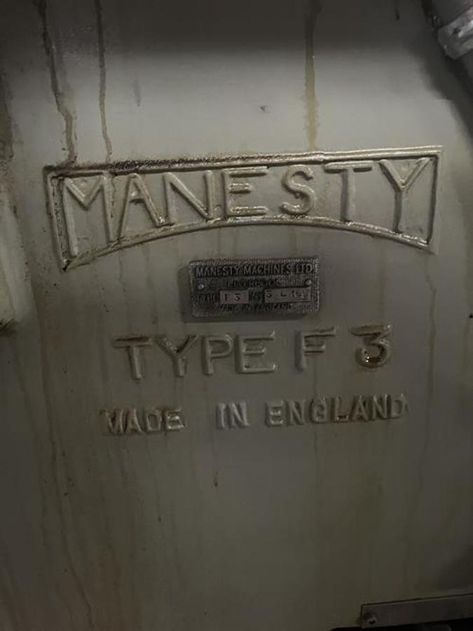 Used Manesty Model F3 Single Station Tablet Press