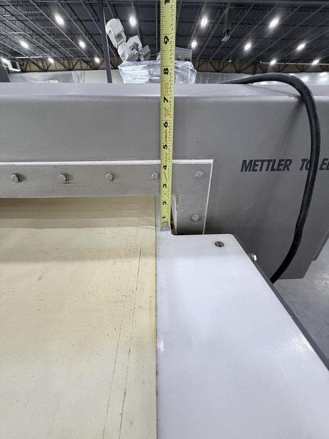 Used Metler Toledo/Safeline Stainless Steel Metal Detector with Conveyor