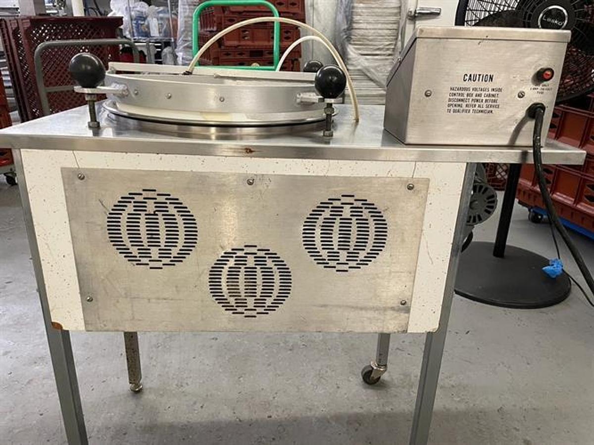 Used Hilliard 80lb/day Tempering Melter