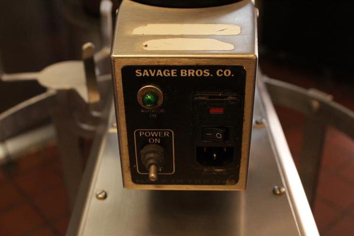 Used Savage 20 Stove with Portable Agitator