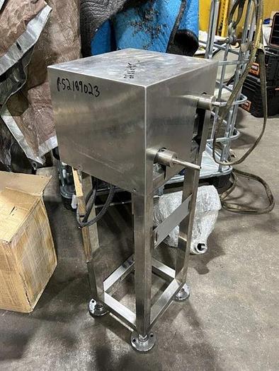 Used Loynds 300 mm Wide Rolling & Scoring Line for Chiclets