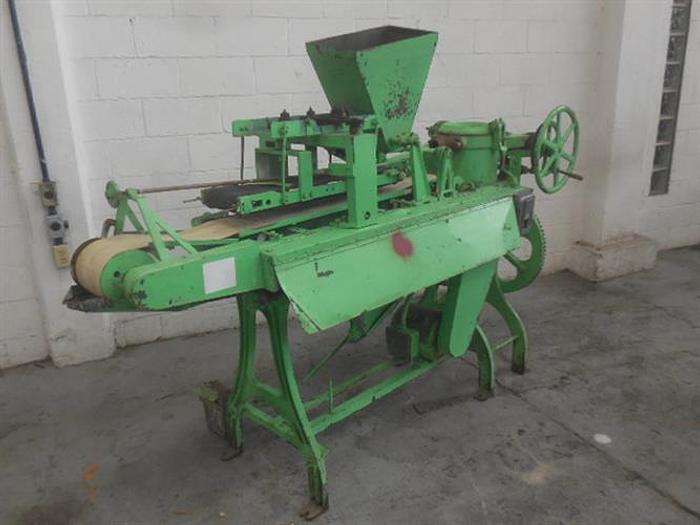 Used MERROW CUT ROLL EXTRUDER