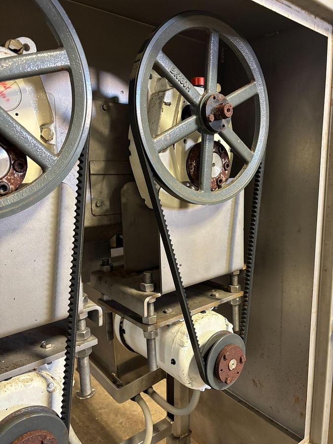 Used AMFEC Model 510 500 LB Paddle Mixer