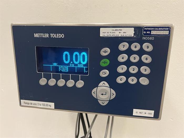 Used Mettler Toledo model IND560 24" long x 24" wide stainless steel floor scale