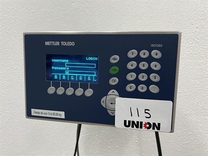 Used Mettler Toledo model IND570 18" long x 18" wide stainless steel floor scale