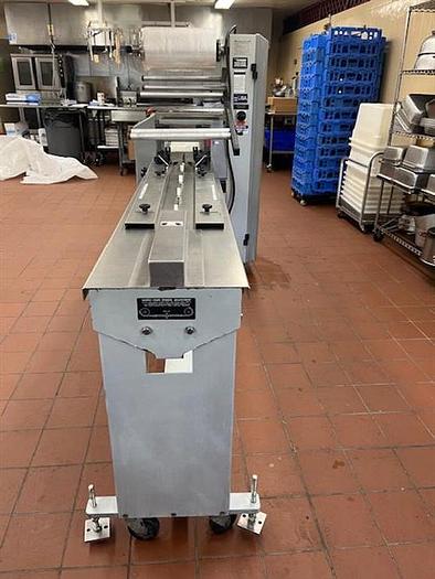 Used Bosch Doboy Stratus Horizontal Flow Wrapper