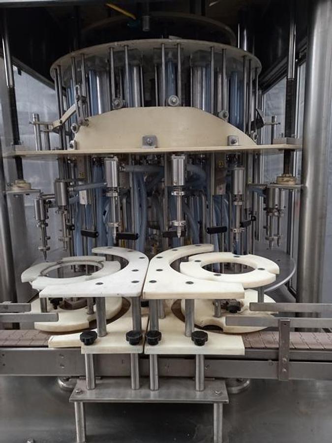 Used Laub Hunt Stainless steel 16 head rotary filler
