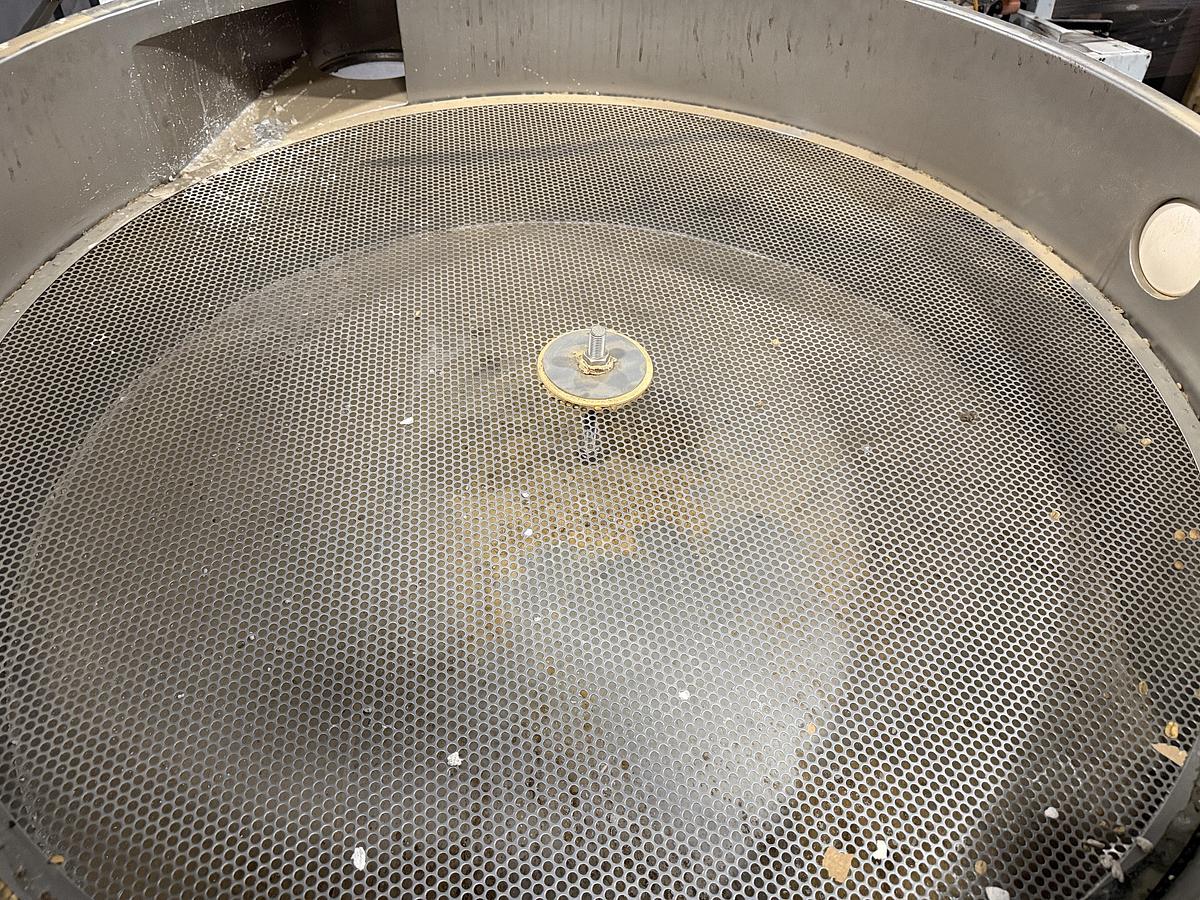 Used Russel Finex 48" Diameter Single Deck Sifter