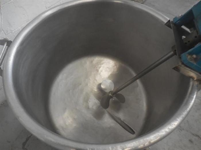 Used Vulcan Hart model KST-80 80 Gallon Stainless Steel Jacketed Tank with Mixer