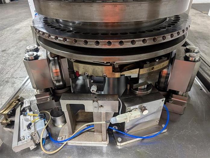 Used Fette model 3090 P 3090 C 61 station tablet press