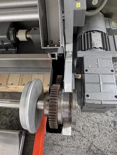 Used Klockner model LA-500 vertical strip packager