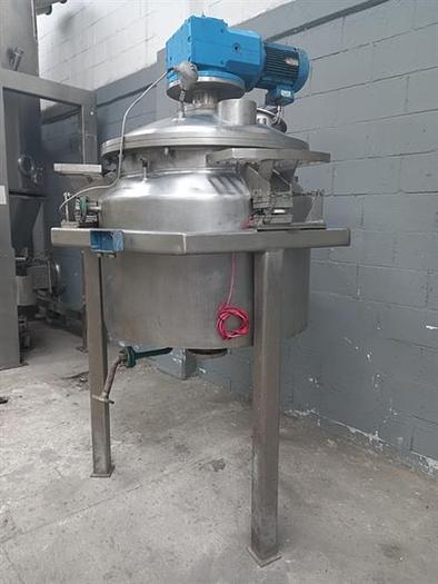 Used Newade stainless steel 104 gallon jacketed tank