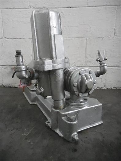 Used Kraissi model 25 vacuum pump