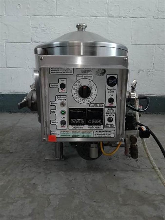 Used Savage 50-lb SS Tempering Melter