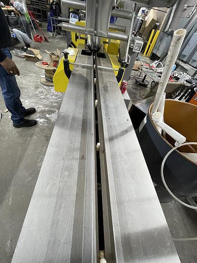 Used Italwrap Minitronic 400 Servo Driven Flow Wrapper