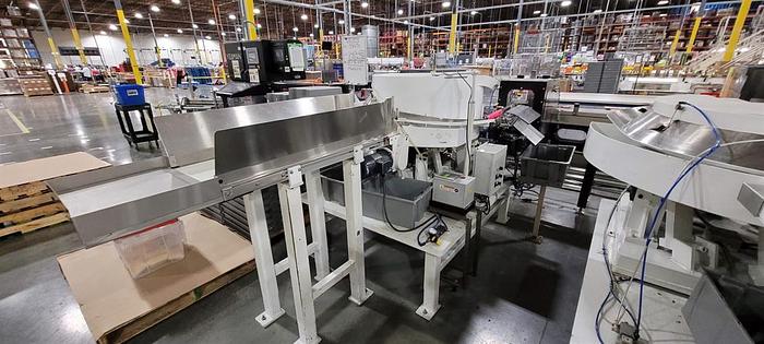 Used Yeaman Model CVA-500 E 1 Vertical Cartoner