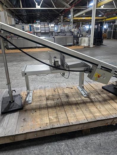 Used Klockner model LA-500 vertical strip packager