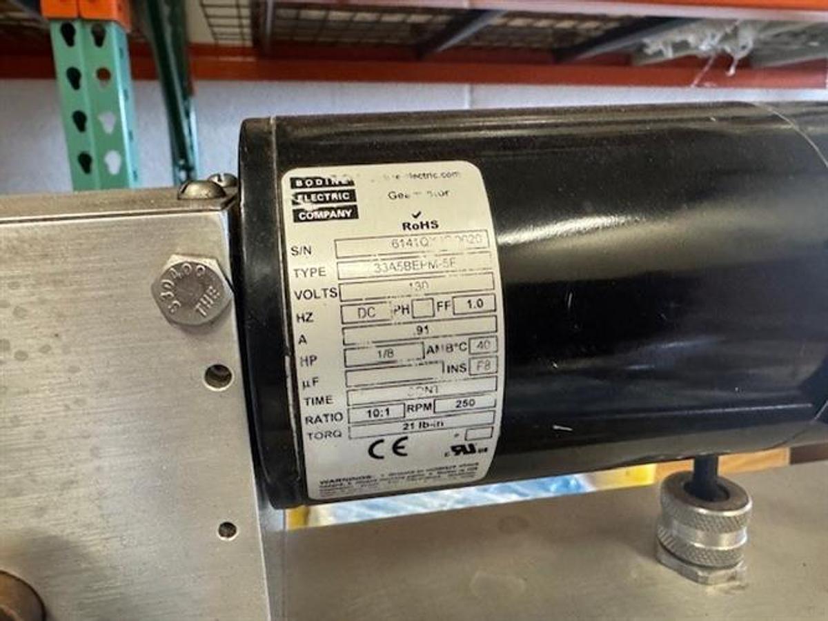 Used Woody 16" Stringer with Conveyor