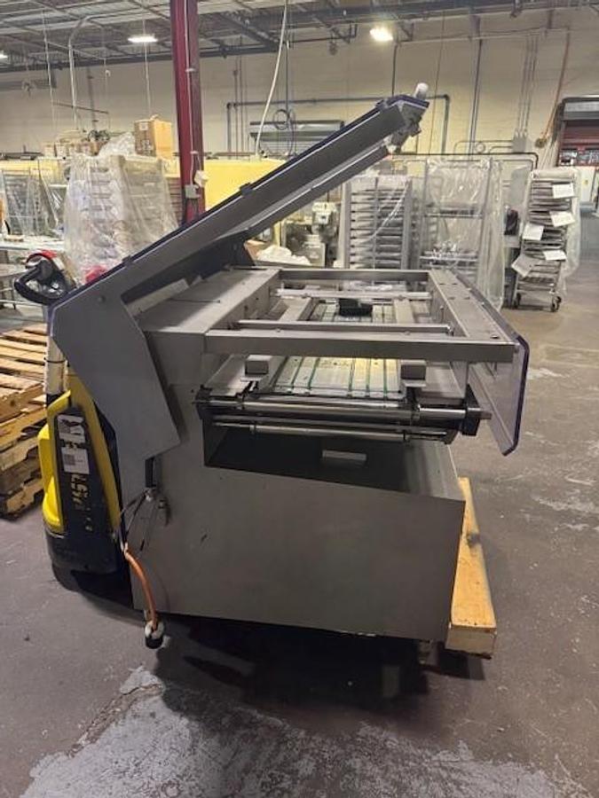 Used Knobel Model VT1500 Vibrating Table