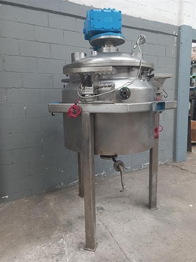 Used Newade stainless steel 104 gallon jacketed tank