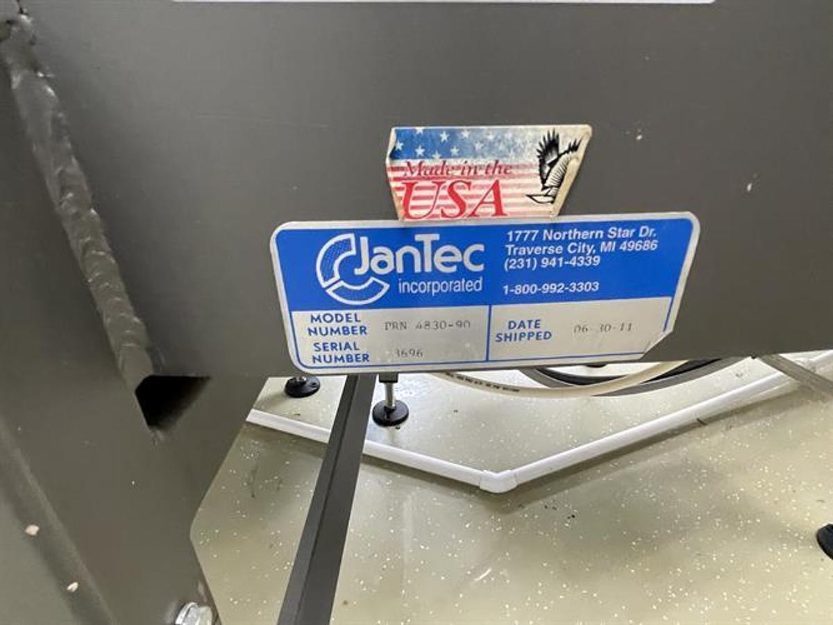 Used Jantec 28" wide 90 degree Turn Conveyor