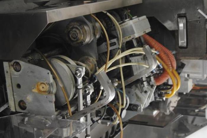 Used Arenco model AM2000 Hot Air Tube Filler and Sealer