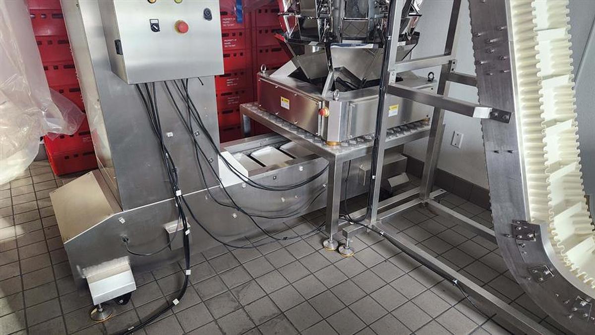 Used Shenzhen Ouya Industry Pre-made Pouch Machine with Scales