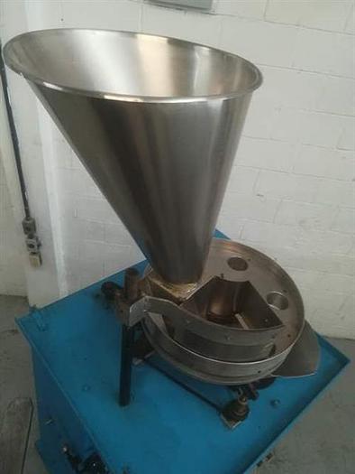 Used Vertical form, fill and seal Pouch Packager with Piston