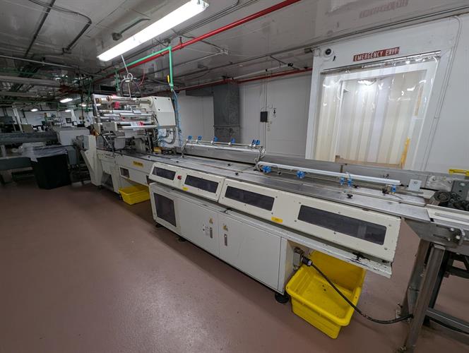 Used Fuji Flow Wrapper with AutoFeed System for Chocolates