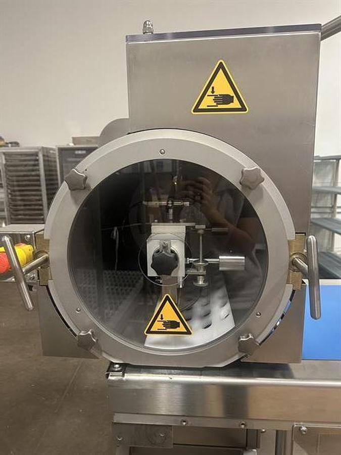 Used Sollich Model CF420 Cluster Former
