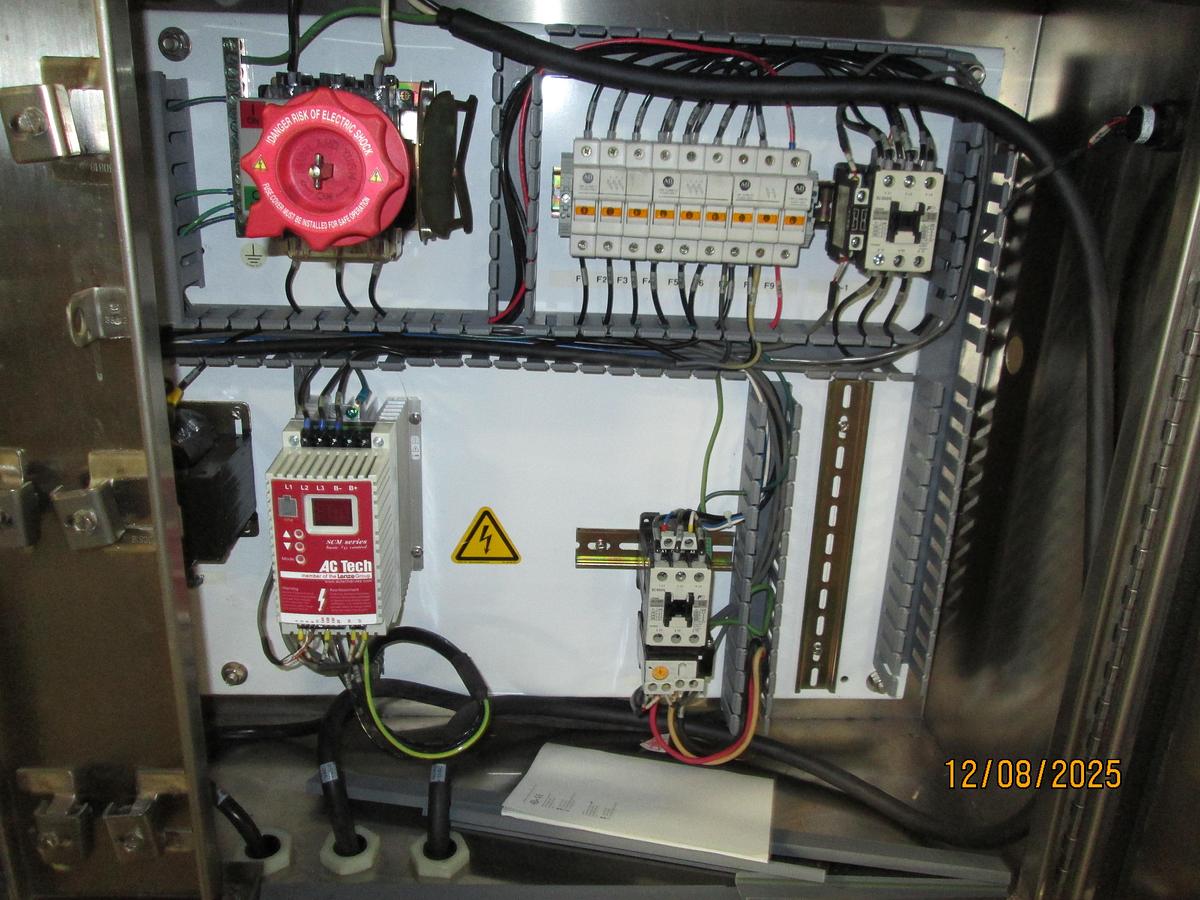 Used Adco Model 15DBC105SS Automatic Horizontal Cartoner