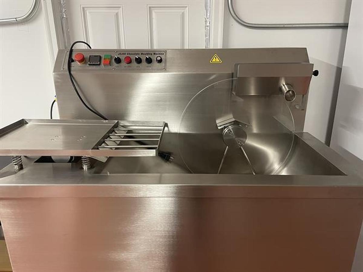Used JZJ 60-kg Stainless Steel Chocolate Tempering Machine